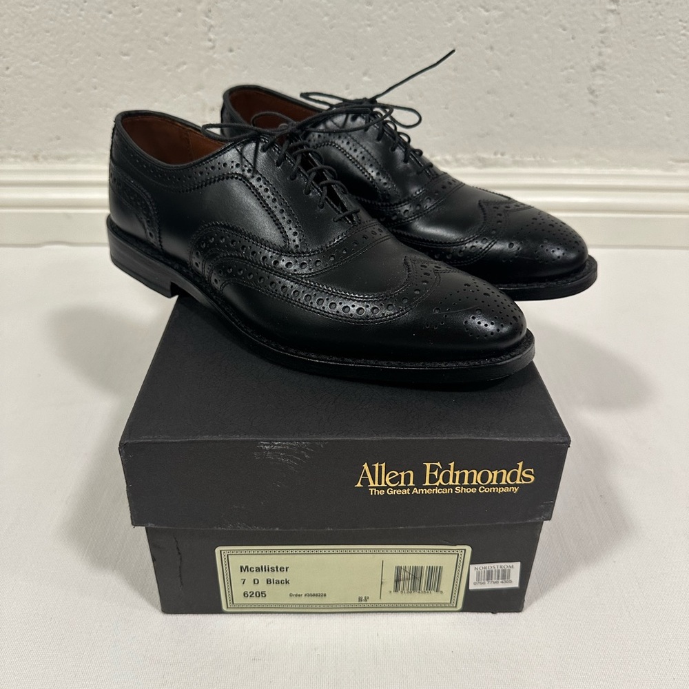 Allen Edmonds McAllister - Size 7 - Black